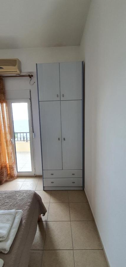 Eirini Apts On The Beach Psari Forada Exterior photo